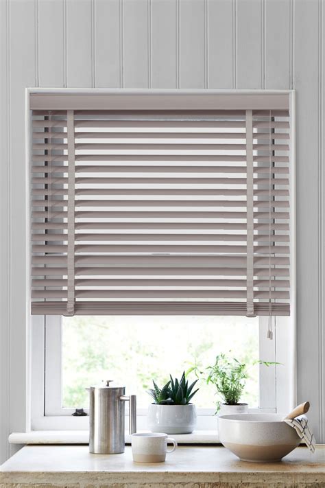 venetian blinds for windows+forms